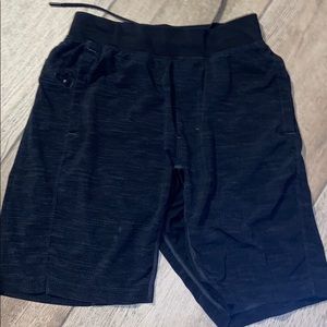 Lulu Lemon T.H.E. Short 9”